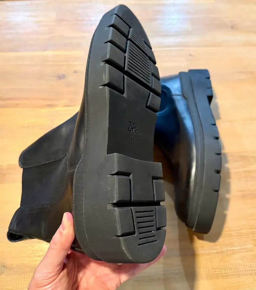 Zara Black Leather Chelsea Lug Sole Boots Size 44